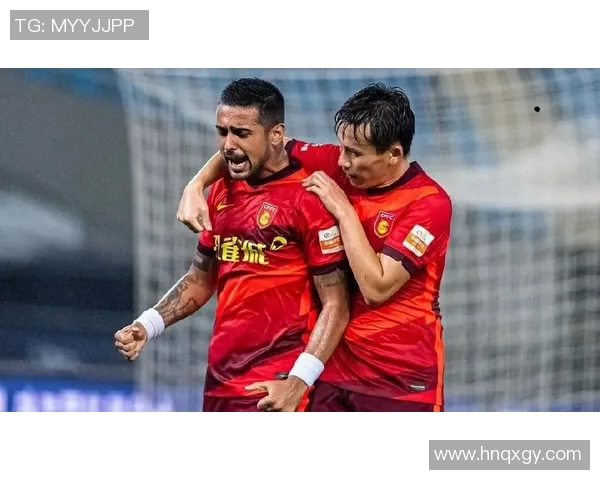 南京足球队与重庆足球队赛后复盘团队协作分析与战术总结